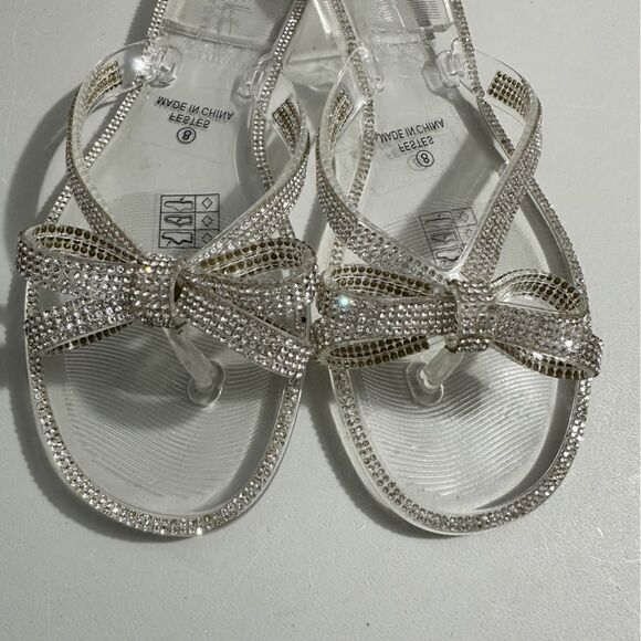 Nicole Miller jelly sandals. Bow with rhinestones. Never worn. Size 8 - Picture 2 of 5